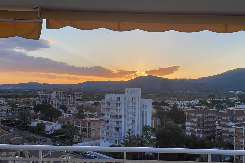 דירות Benicàssim Incredible Seafront With Sunrise And Sunset Views מראה חיצוני תמונה